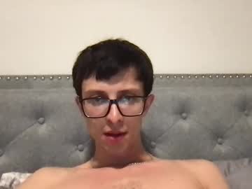 couple
        sexyandy738638 cam image #5188084