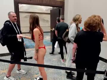 girl
        yourgirlmillie cam image #594830