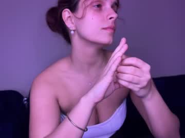 girl
        lilbeccaxo cam image #3283259