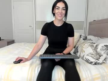 girl
        missnelly cam image #2228928