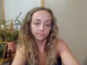girl
        janeyd0e cam image #918075