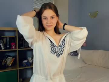 girl
        youne_and_beautiful cam image #1337764