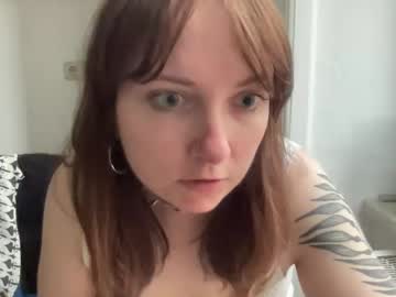 couple
        weirdocouple cam image #4248709