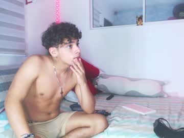 couple
        t33ninterracialcouple18 cam image #574397