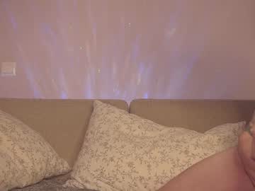 girl
        martindiana cam image #2781674