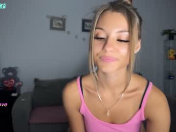 girl
        paaulina cam image #2200964
