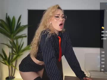 girl
        vanessa_de_ville cam image #6472756