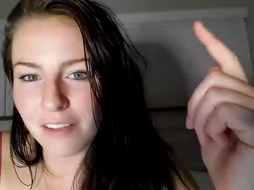 girl
        happyfungirlxo cam image #1134743