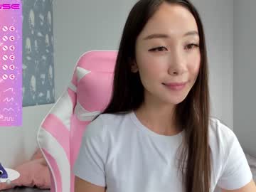 girl
        keizzzy cam image #120415
