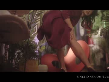 girl
        lucieoude_ cam image #911116