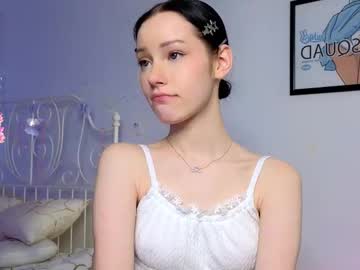girl
        liaglamour cam image #6101293