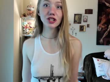 girl
        eve003300 cam image #4113721