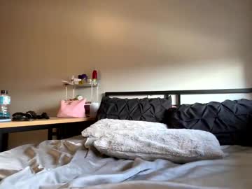 girl
        pprincesskyliee cam image #5599690