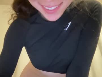 girl
        texasisback cam image #1969186