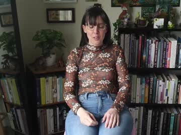 girl
        ellynaomi cam image #6885740