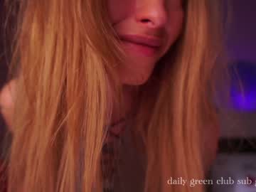 girl
        soultherapy cam image #1817307