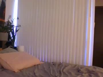 girl
        rosegold18 cam image #635156