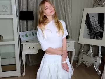 girl
        lovely_shyy cam image #5256041