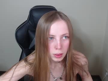 girl
        tixxxy cam image #3707482