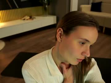 girl
        lisa_schiele cam image #6670126