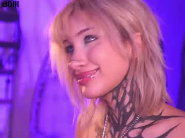 girl
        goth_dolll cam image #6197291