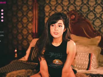 girl
        ingennui cam image #1873173