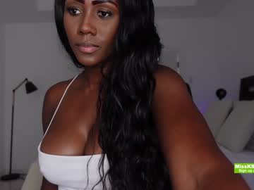 girl
        missksavage cam image #2971082