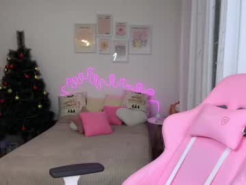 girl
        maya_blonde18 cam image #5918214