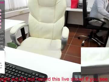 couple
        milf_viktoria cam image #2035020
