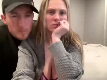 couple
        canadianhotmama cam image #1413912