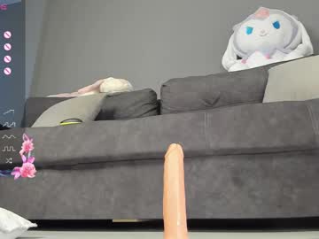 girl
        sayluna cam image #6679702