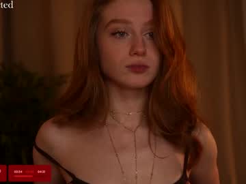girl
        lizzy_blaze cam image #6067764