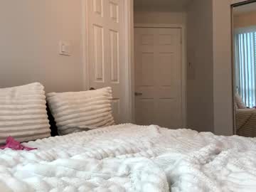 girl
        pprincesskyliee cam image #6196007