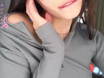 girl
        yononeey cam image #5406799