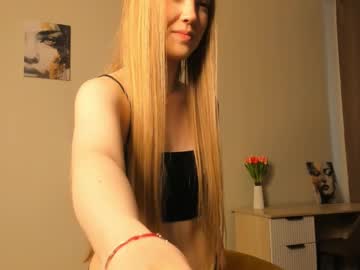 girl
        dawnbullins cam image #6769182