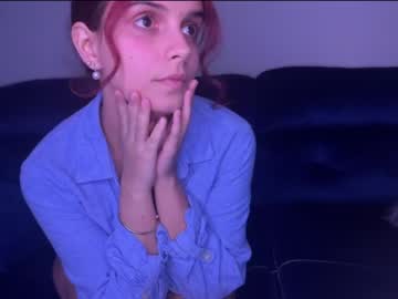 girl
        lilbeccaxo cam image #2923908