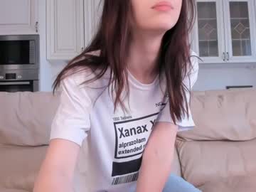 girl
        darelharding cam image #4181315