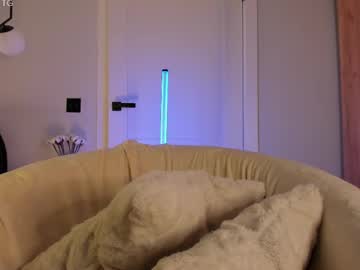 girl
        tollysage cam image #6753359
