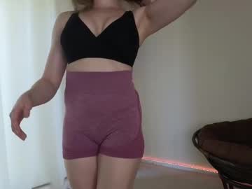 girl
        _tinatastic__ cam image #6654700