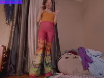 girl
        chroniclove cam image #307314