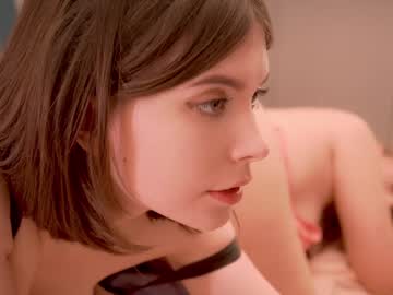 girl
        xiawa_xo cam image #5550297