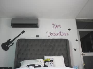 girl
        venezolanacute cam image #149835