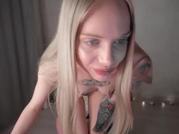 girl Lovely Nude Webcam Girls And Couples with avgustiiiina