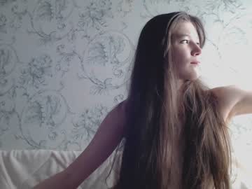 girl
        effsweet cam image #2663215