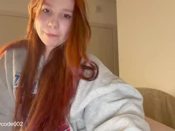 girl
        sleepycode002 cam image #6290272