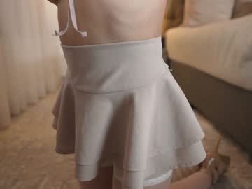 girl
        emyii cam image #6483928