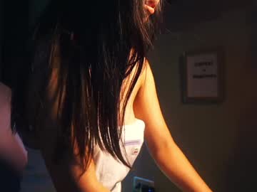girl
        _lyza_ cam image #4813237