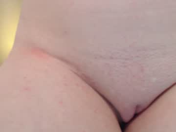 girl
        sensitive__lady cam image #2980316