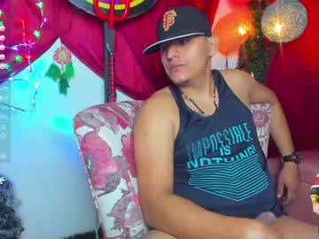 couple
        hot_latino66 cam image #892478