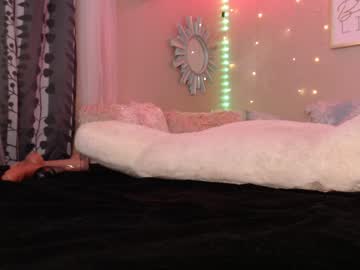 girl
        milf_lacey cam image #5465503